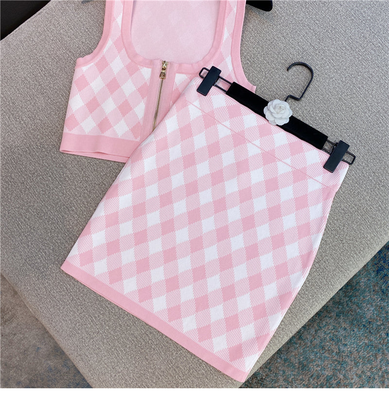 Sleeveless Square Neck Tank Tops