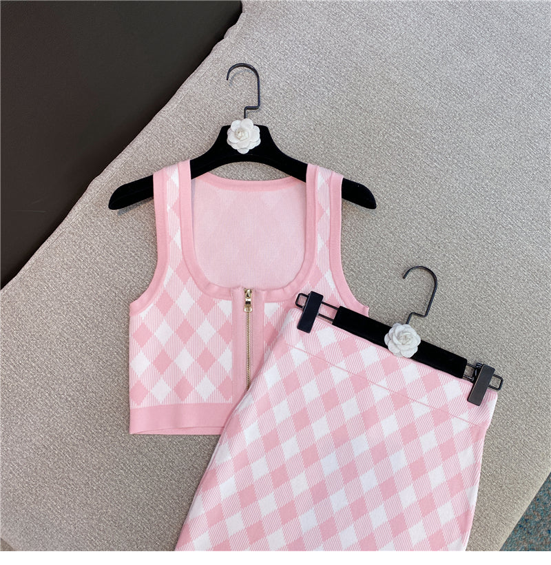 Sleeveless Square Neck Tank Tops